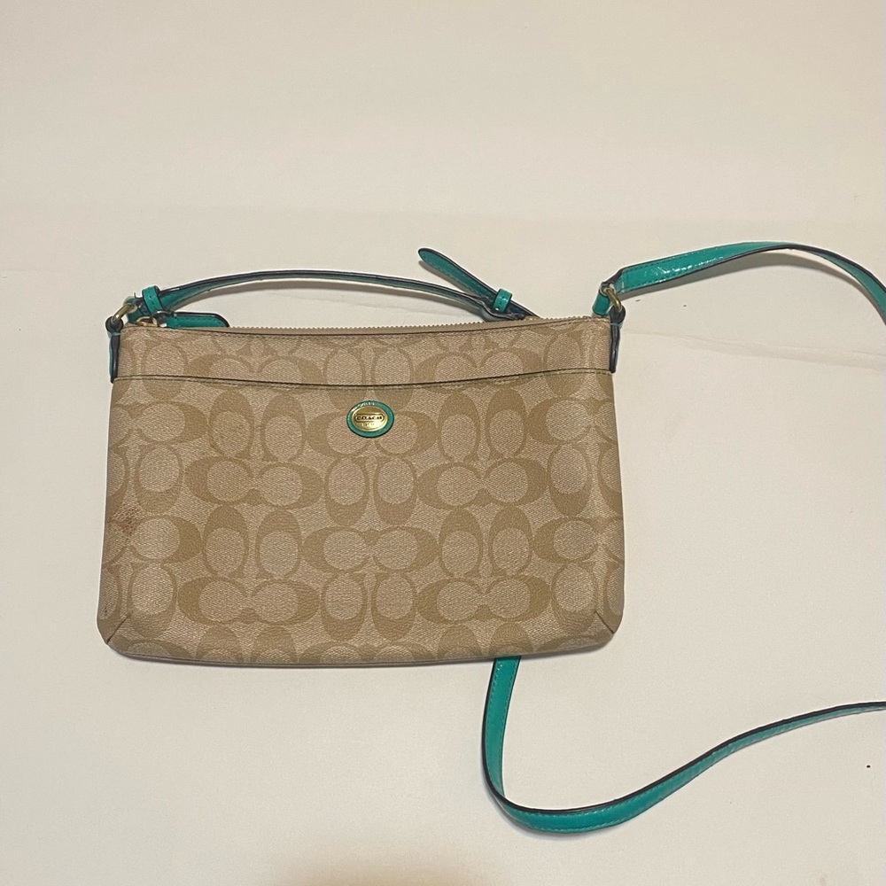 Coach Bag 51065 Peyton Signature East West Swingpack Khaki/Jade Crossbody Purse